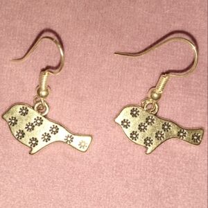 🪷SALE Little Bird Earrings Gold Charms Dangle Birds Flowers Starburst Small New